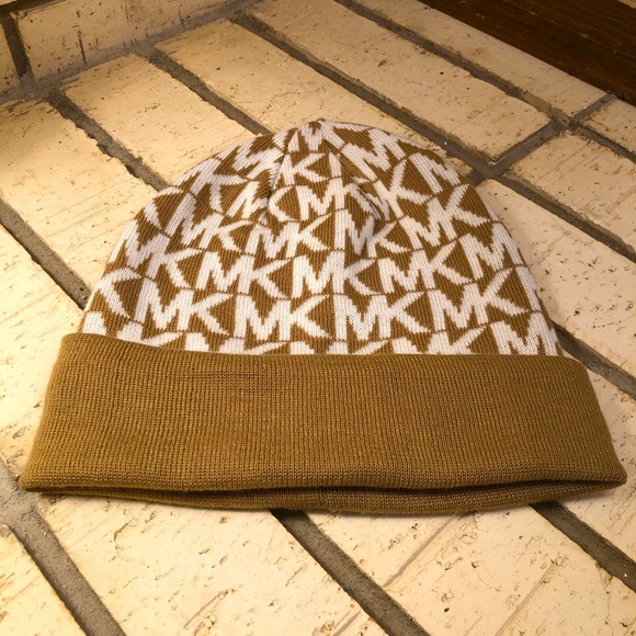 💥PRICE DROP💥 Michael Kors - Hat - Picture 2 of 5